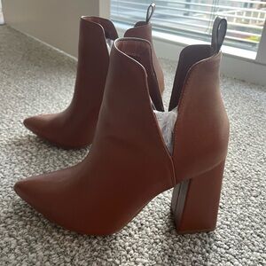 Women's Neima Pull On Booties-Brown